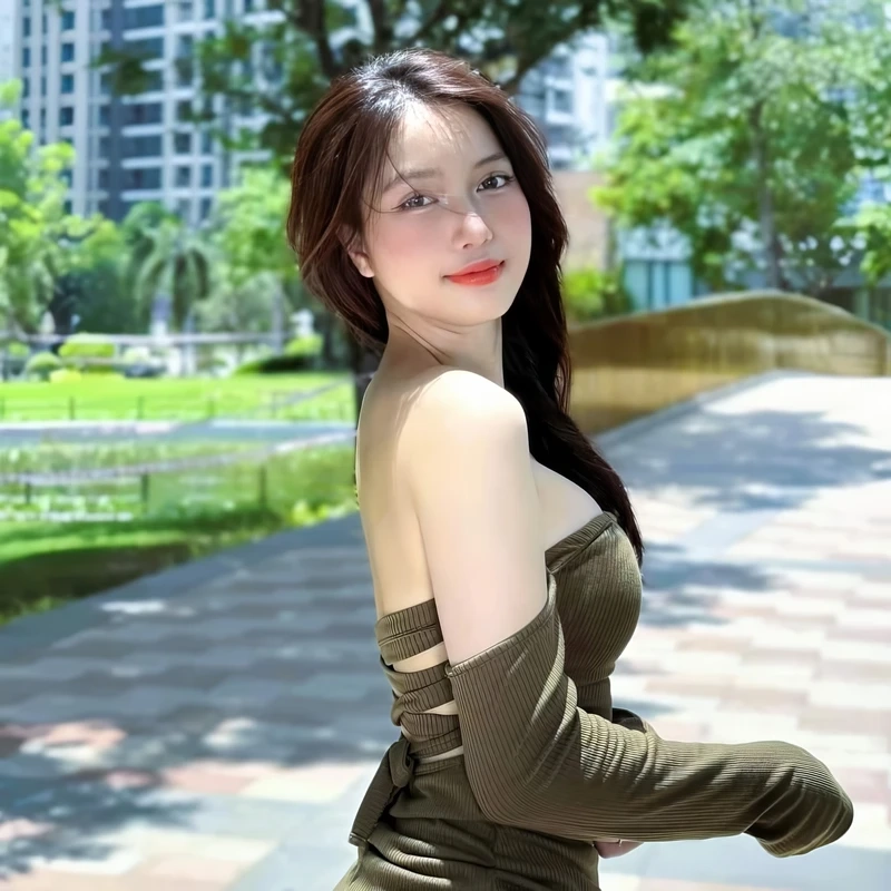 Ảnh gái xinh che mặt ngầu tạo ấn tượng mạnh mẽ với vẻ đẹp mạnh mẽ