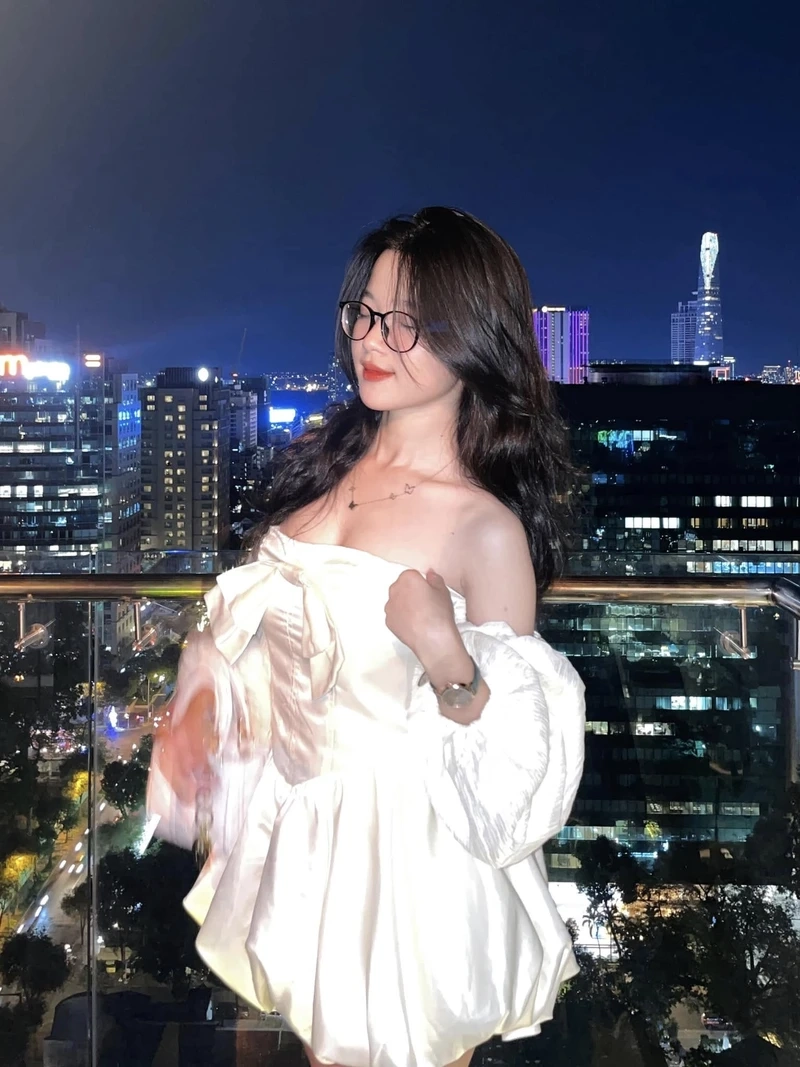 Anh gai dep bikini tạo sự chú ý nhờ vẻ đẹp cuốn hút và tươi mới