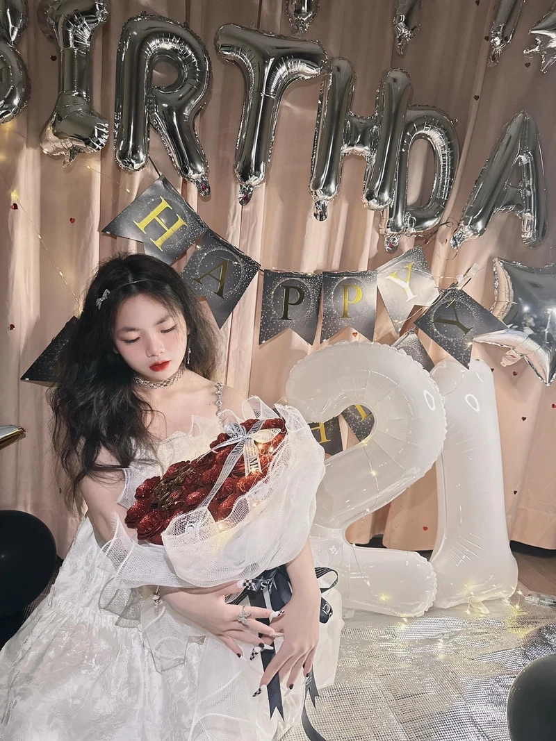 Gái xinh 18 tuổi dễ thương mang đến nét ngọt ngào và dễ mến