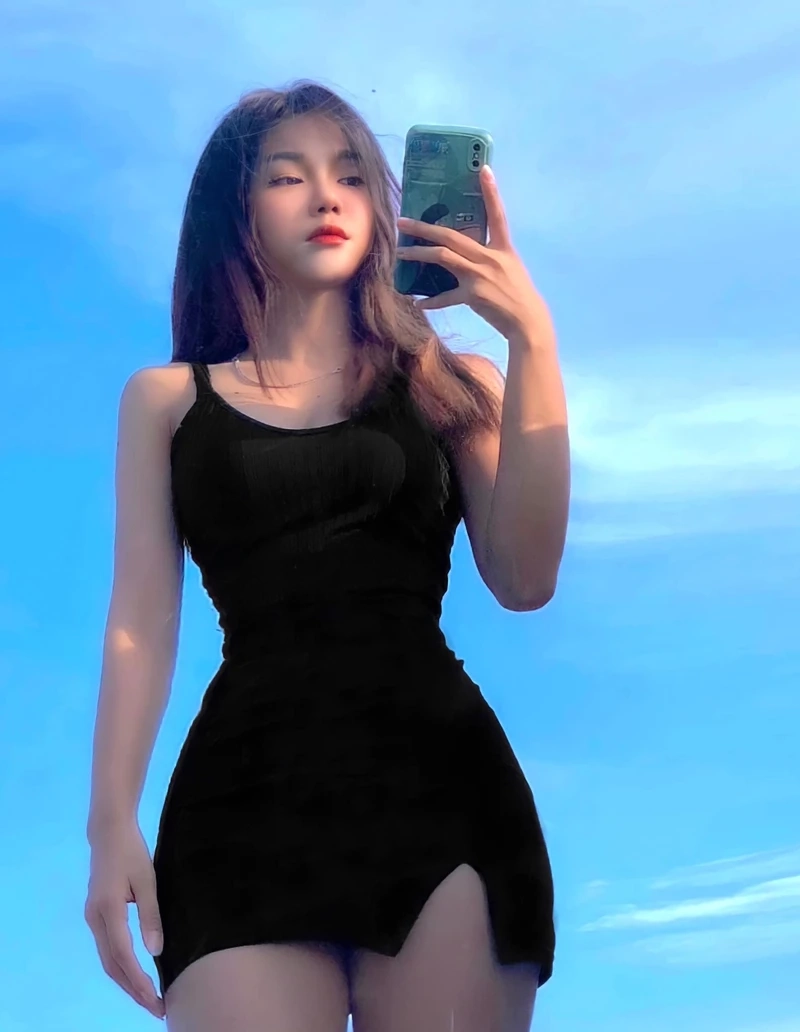 Tiktok gái xinh cute thể hiện nét đẹp tự nhiên và dễ mến