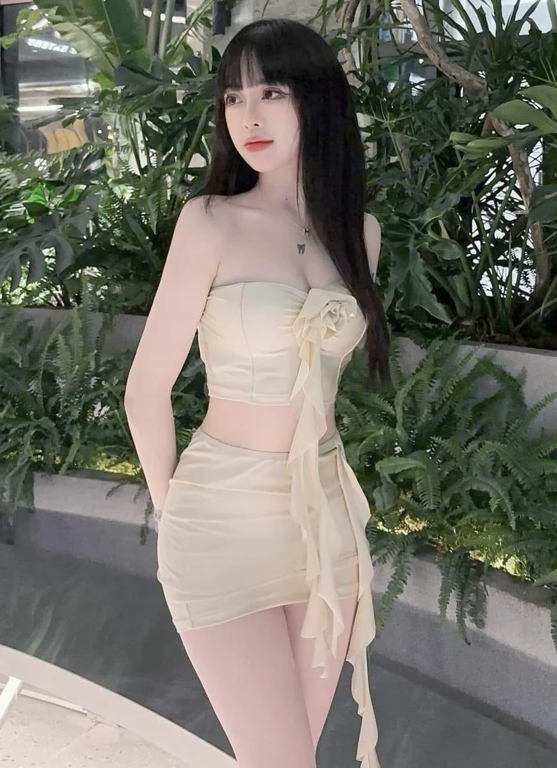 Hình ảnh gái xinh 2k8 thể hiện vẻ đẹp trẻ trung và ngọt ngào