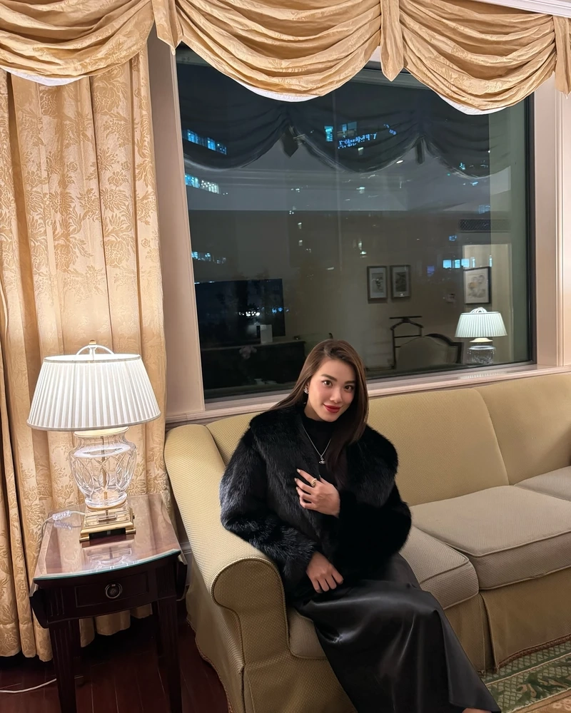  Vương miện Kim Duyên được trao tại đấu trường quốc tế uy tín