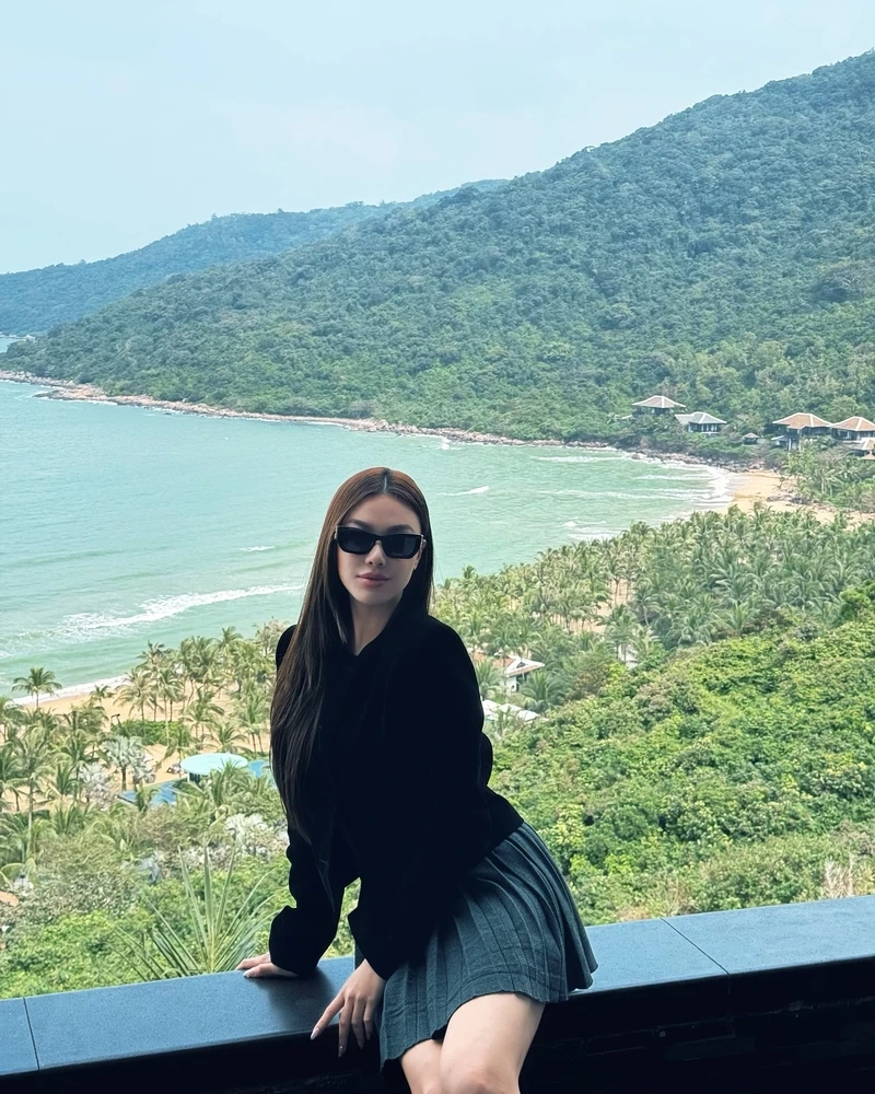 Khánh Vân Kim Duyên là cặp đôi đại diện nhan sắc Việt Nam