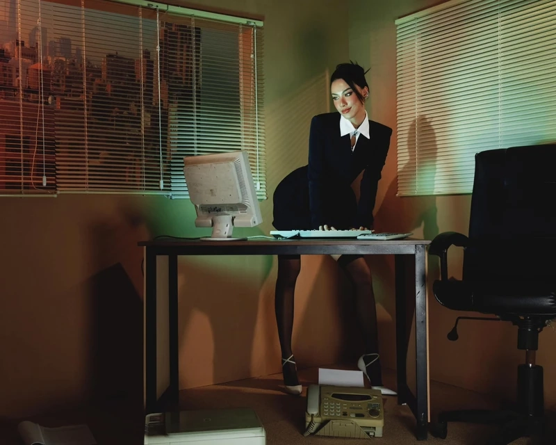 Kim Duyên dạ hội được nhớ đến qua những sự kiện sắc đẹp quốc tế