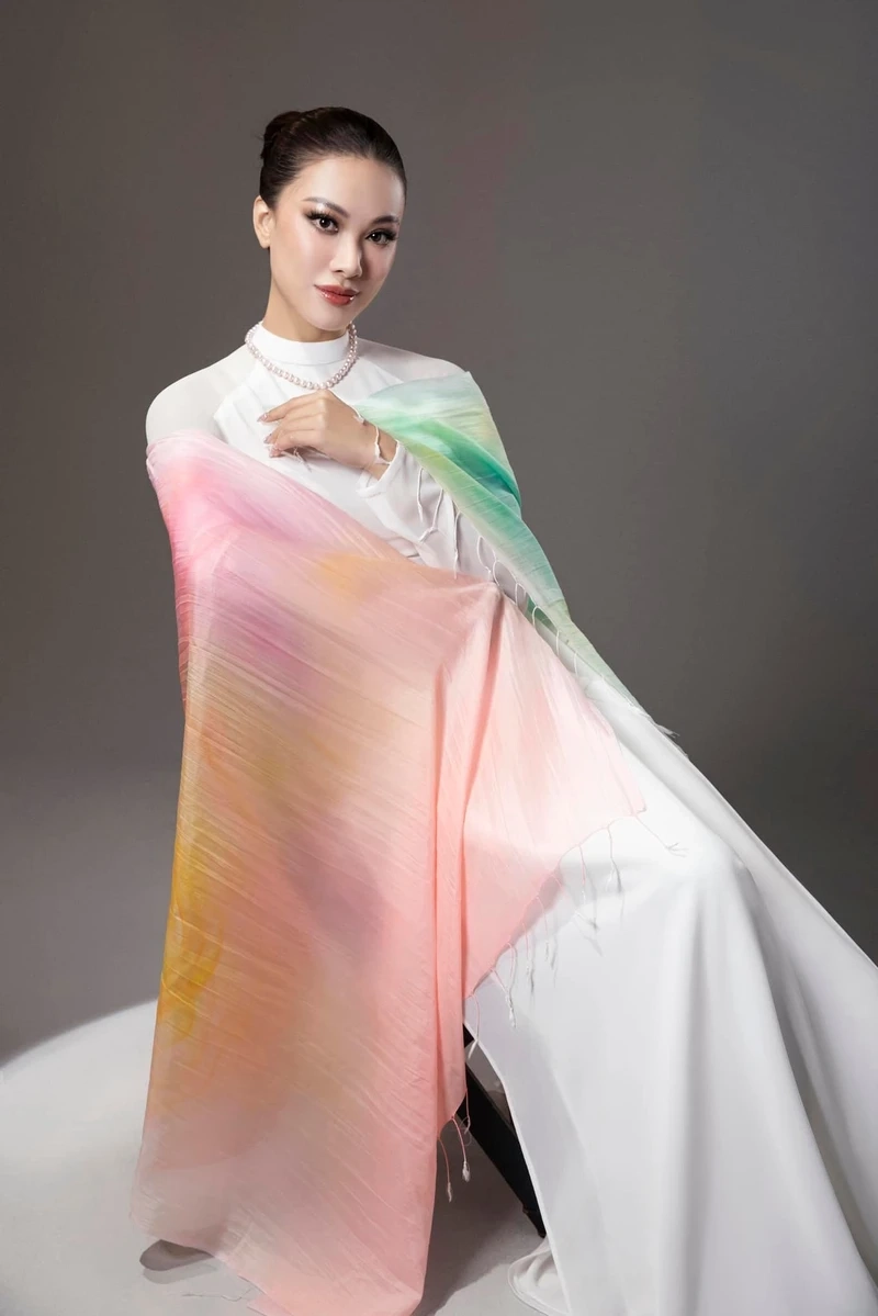 Kim Duyên thi Miss Universe 2021 đại diện vẻ đẹp trí tuệ Việt Nam