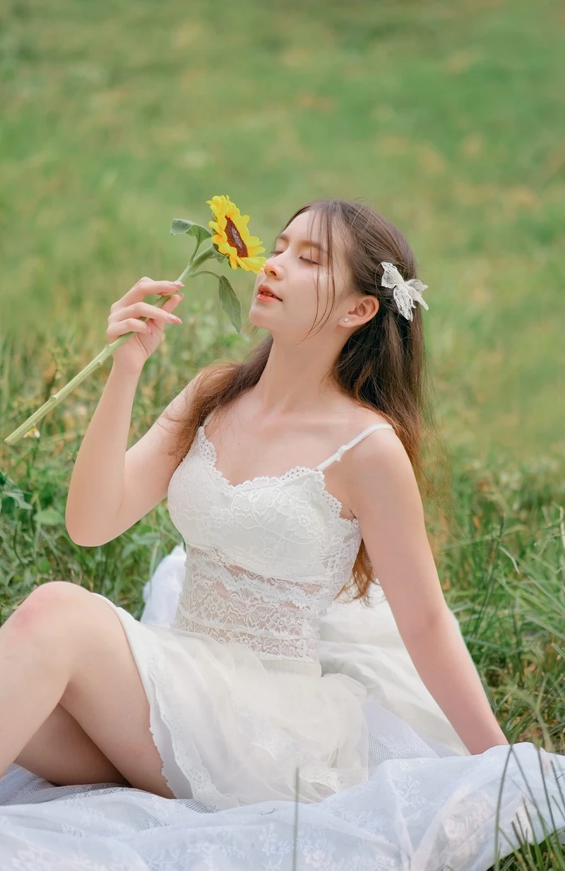 Gái xinh 2k11 với nét đẹp ngọt ngào và ánh nhìn thu hút