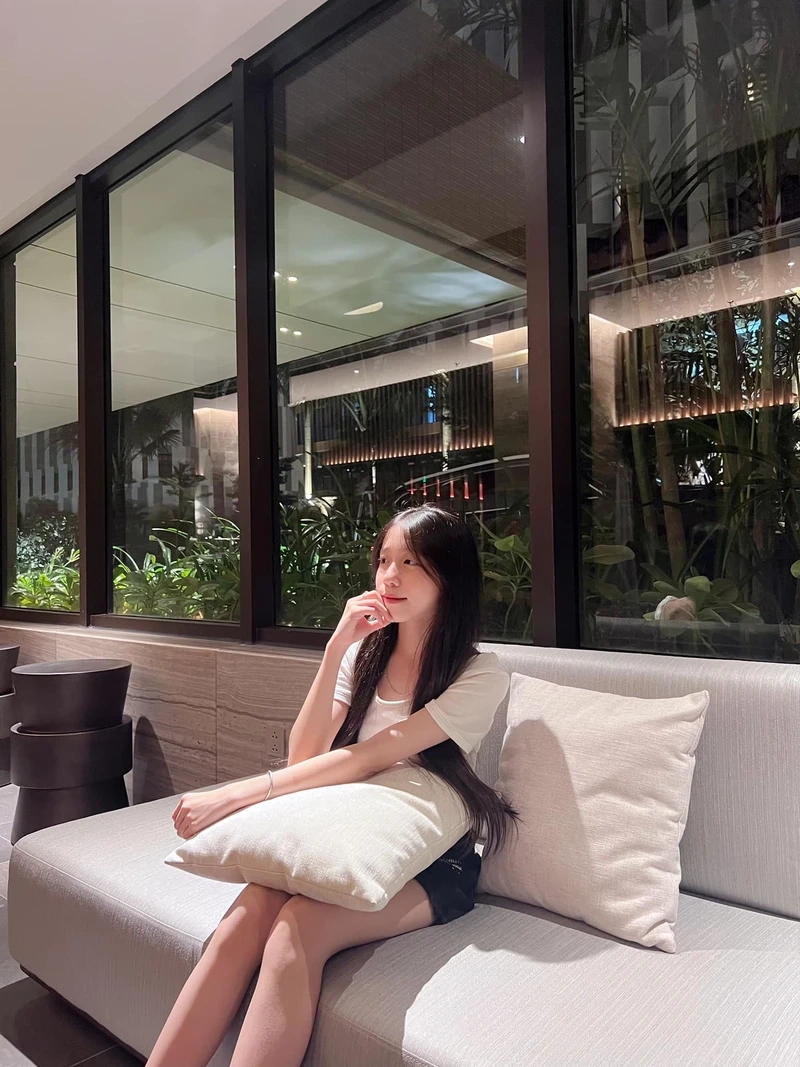 K10 ảnh gái k11 che mặt mang lại hình ảnh ấn tượng và cuốn hút
