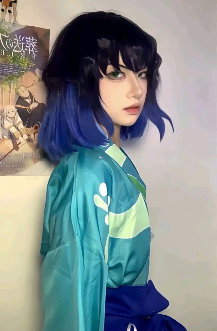 Cosplay de Inosuke đầy thần thái chiến binh