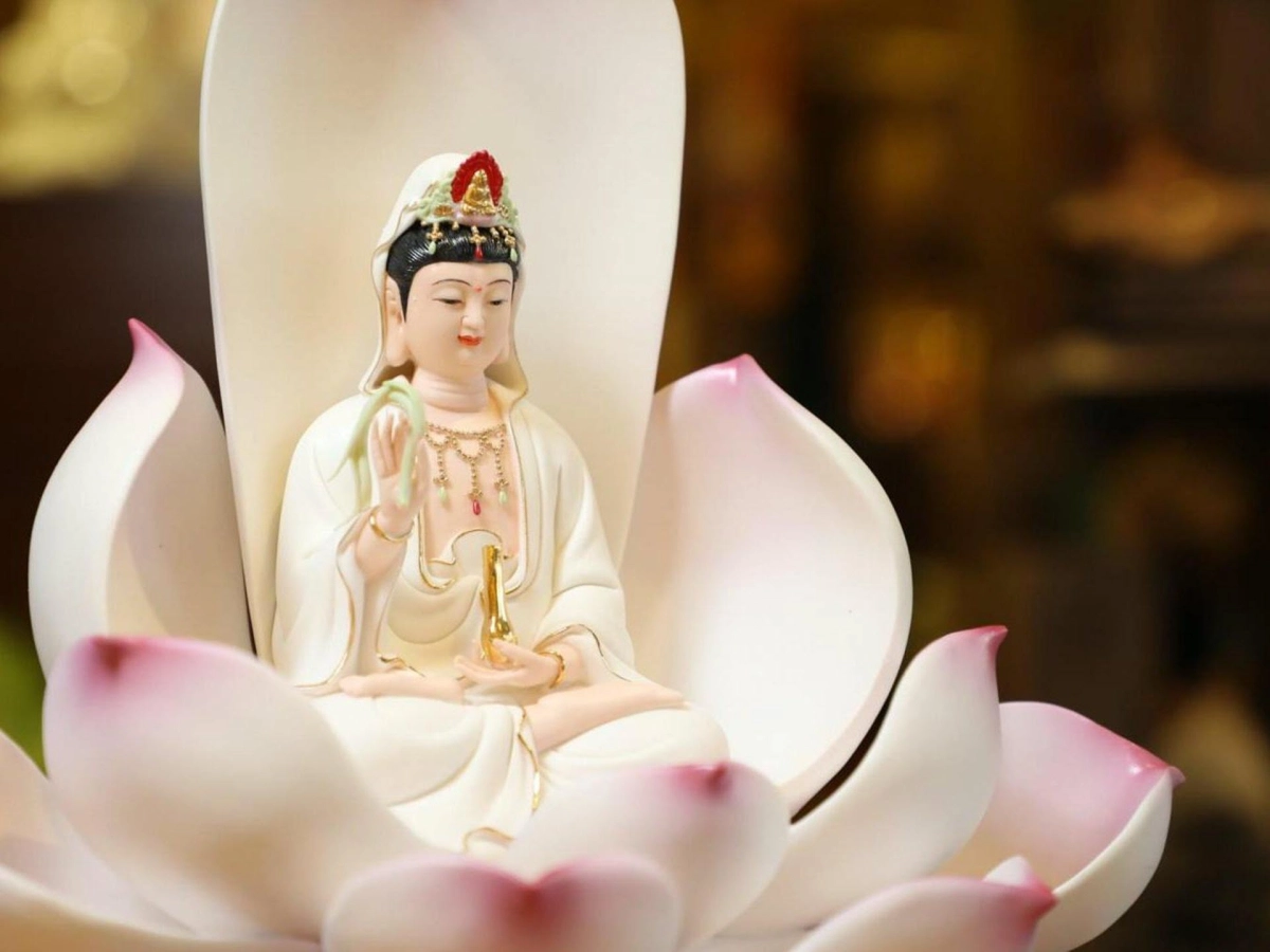 Tải hình Phật làm hình nền nuôi dưỡng tâm hồn