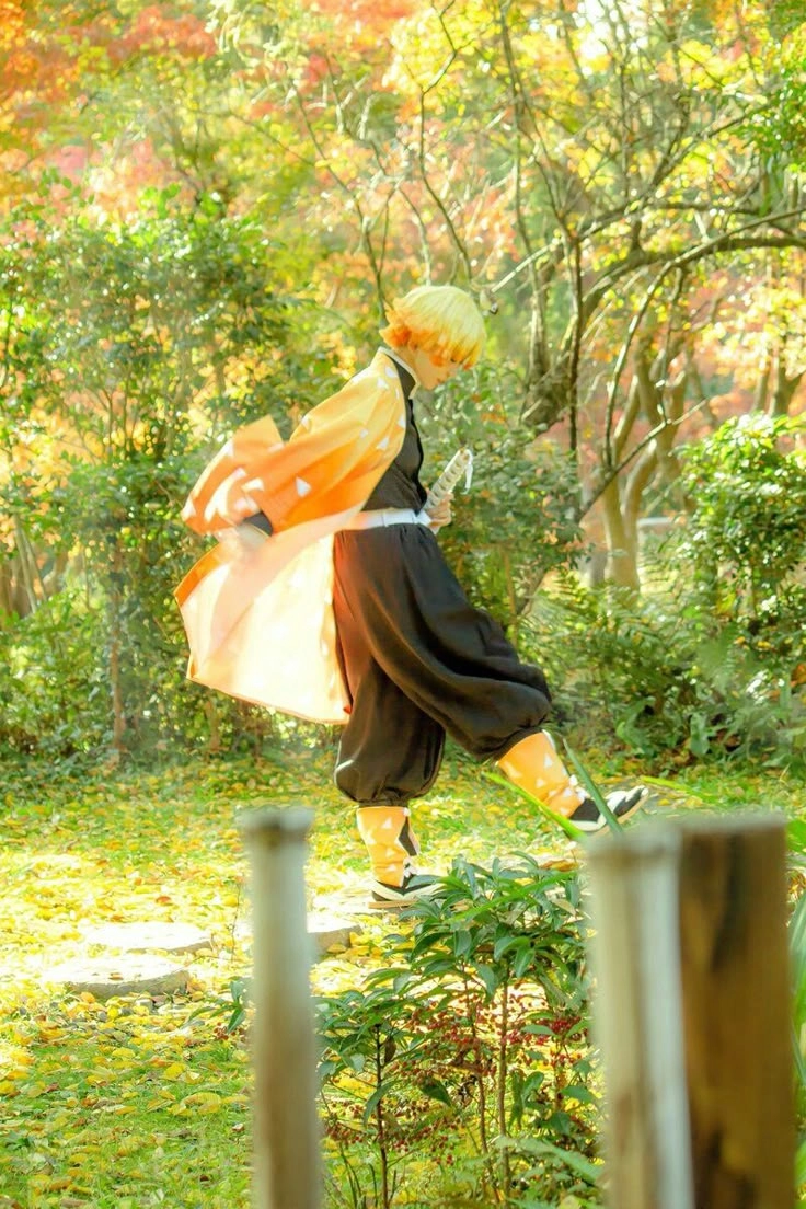 Zenitsu cosplay kimono đẹp lung linh đậm chất Nhật Bản