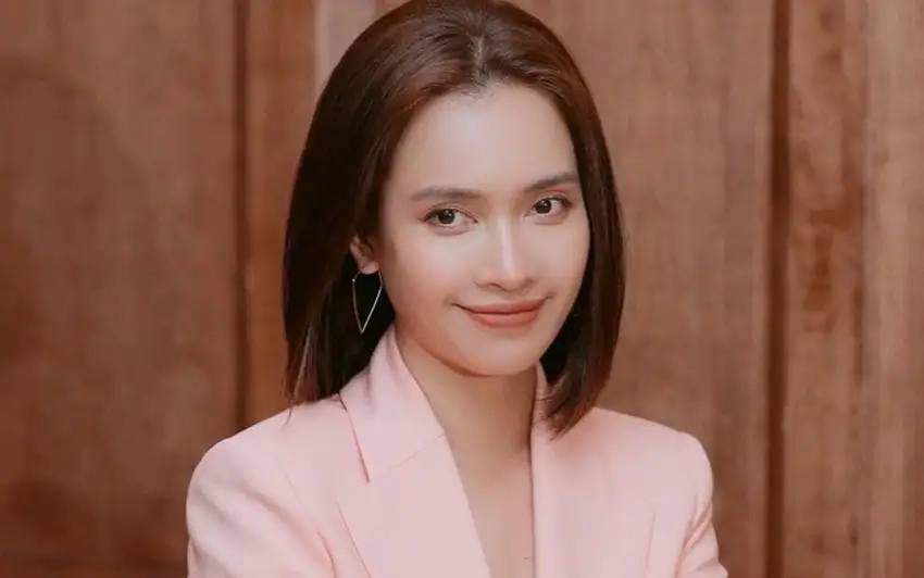 Ái Phương rực rỡ với giọng hát và tài sáng tác