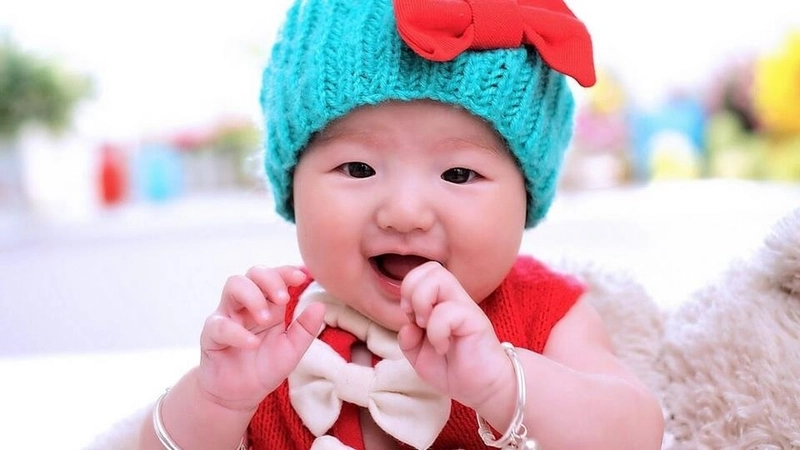 Ảnh avatar em bé cute khiến lòng dịu