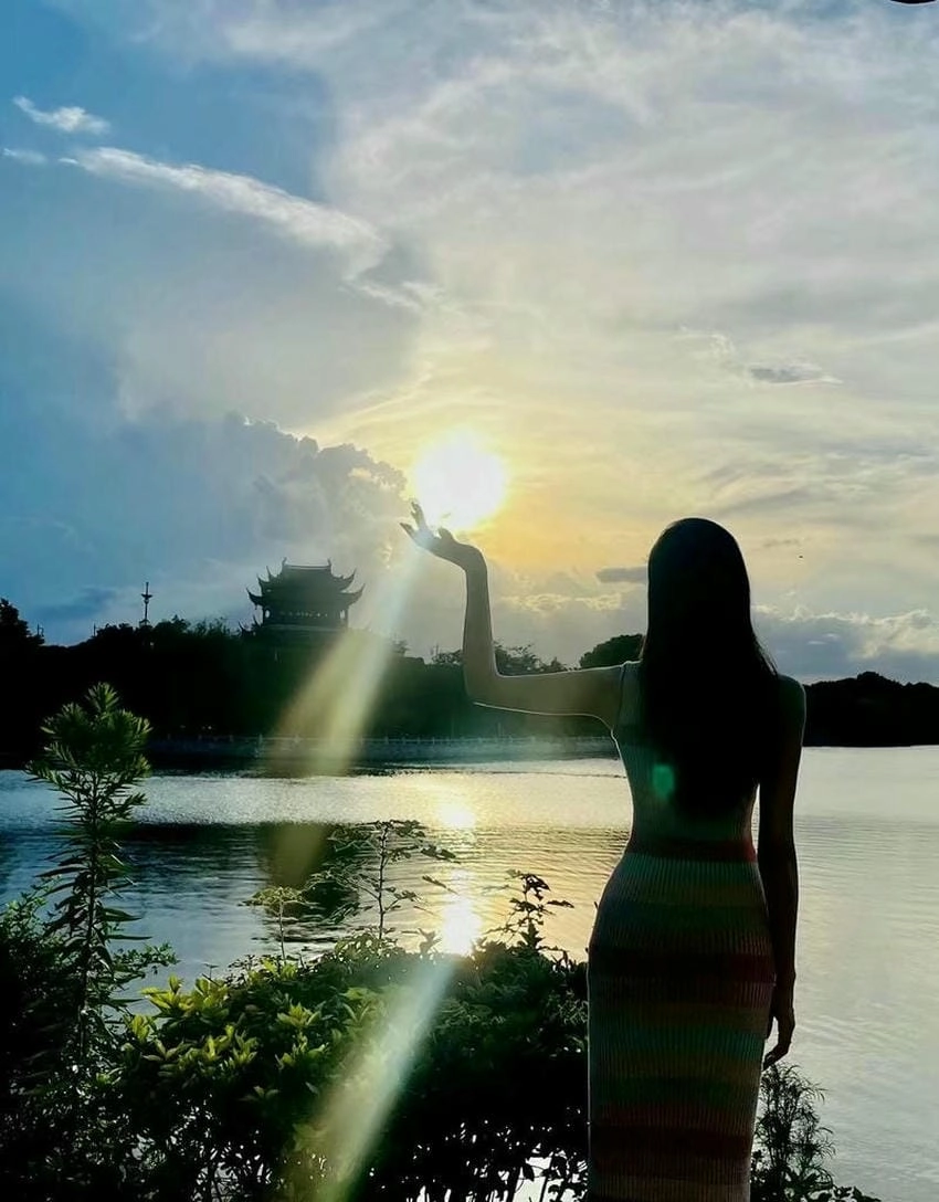 Hình nền đẹp 3d ngầu nữ cực kỳ nổi bật