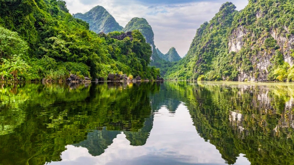 Hình nền Zalo phong cảnh tạo chiều sâu cảm xúc