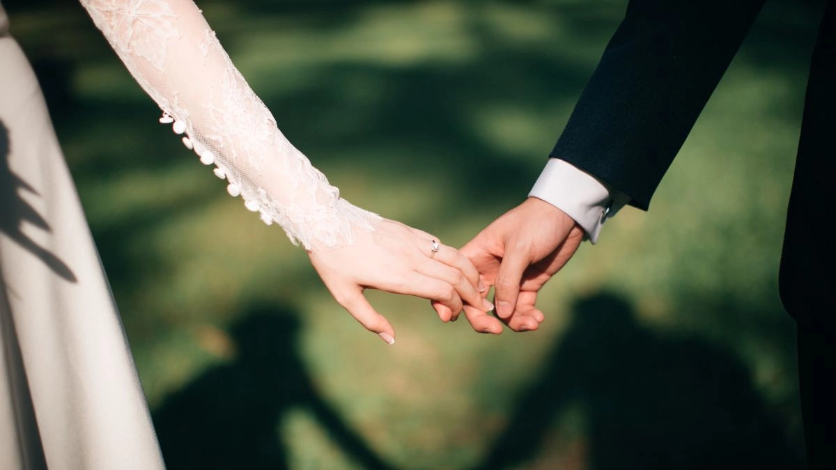 Hình nền Zalo tình yêu lãng mạn cho cặp đôi