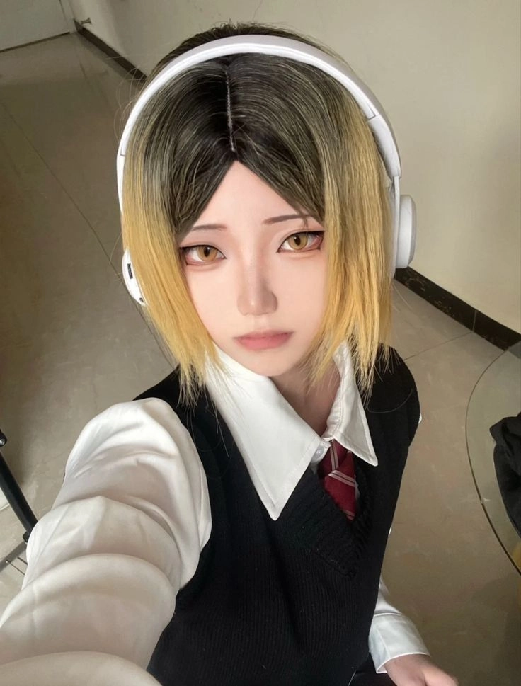 Cosplay Kenma Kozume thể hiện trọn vẹn cá tính nhân vật