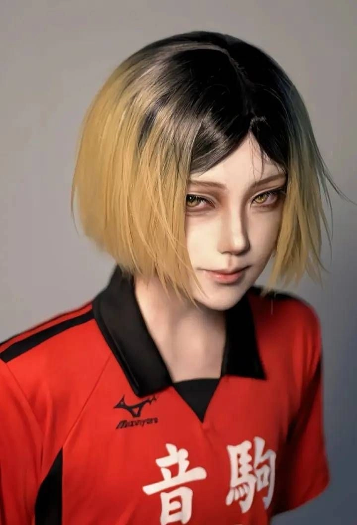 Cosplay Kenma phong cách sống động cuốn hút fan hâm mộ