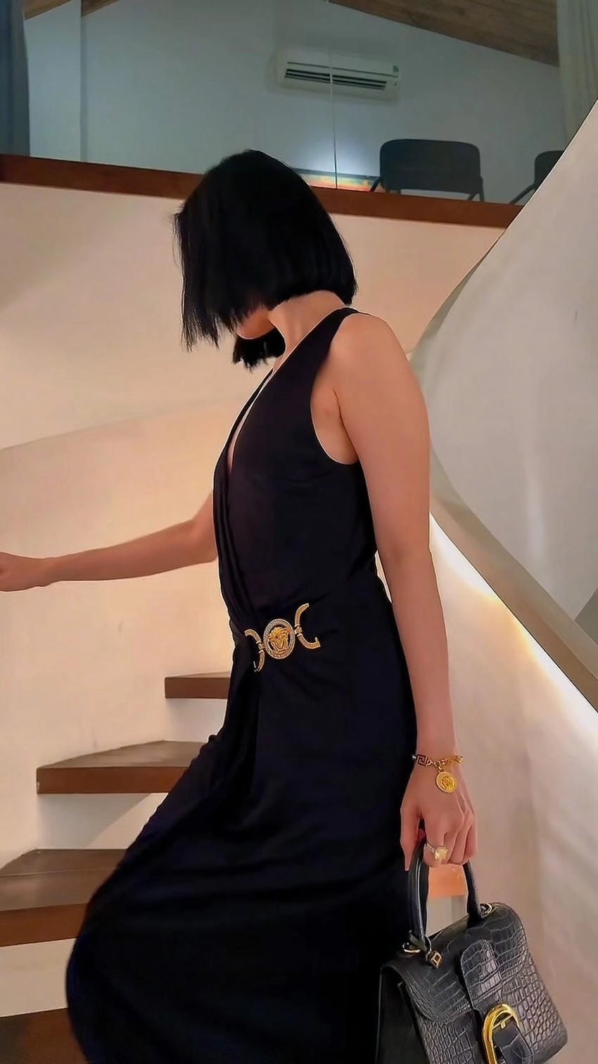 Lệ Quyên bài hát từ nhạc trẻ đến bolero