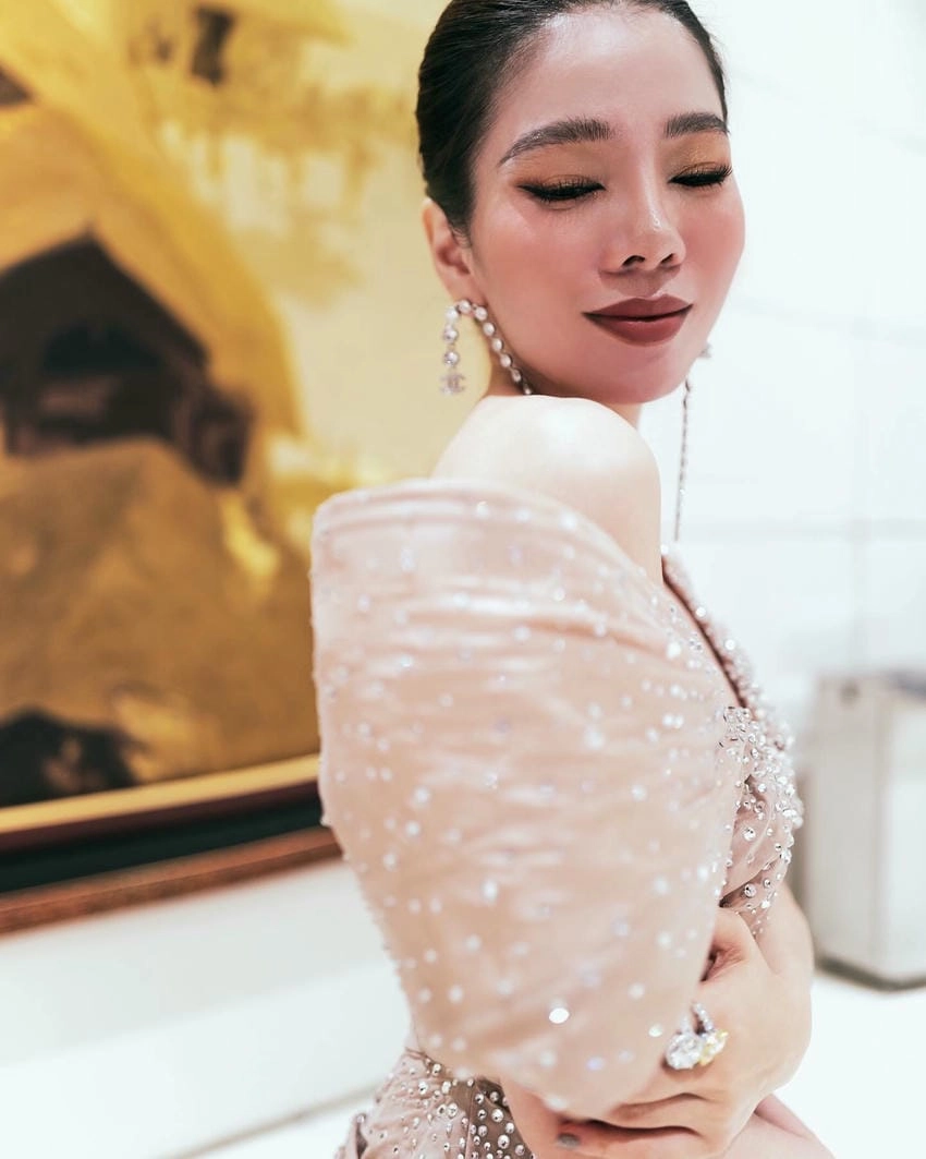 Lời bài hát Câu Chuyện Đầu Năm Lệ Quyên ý nghĩa