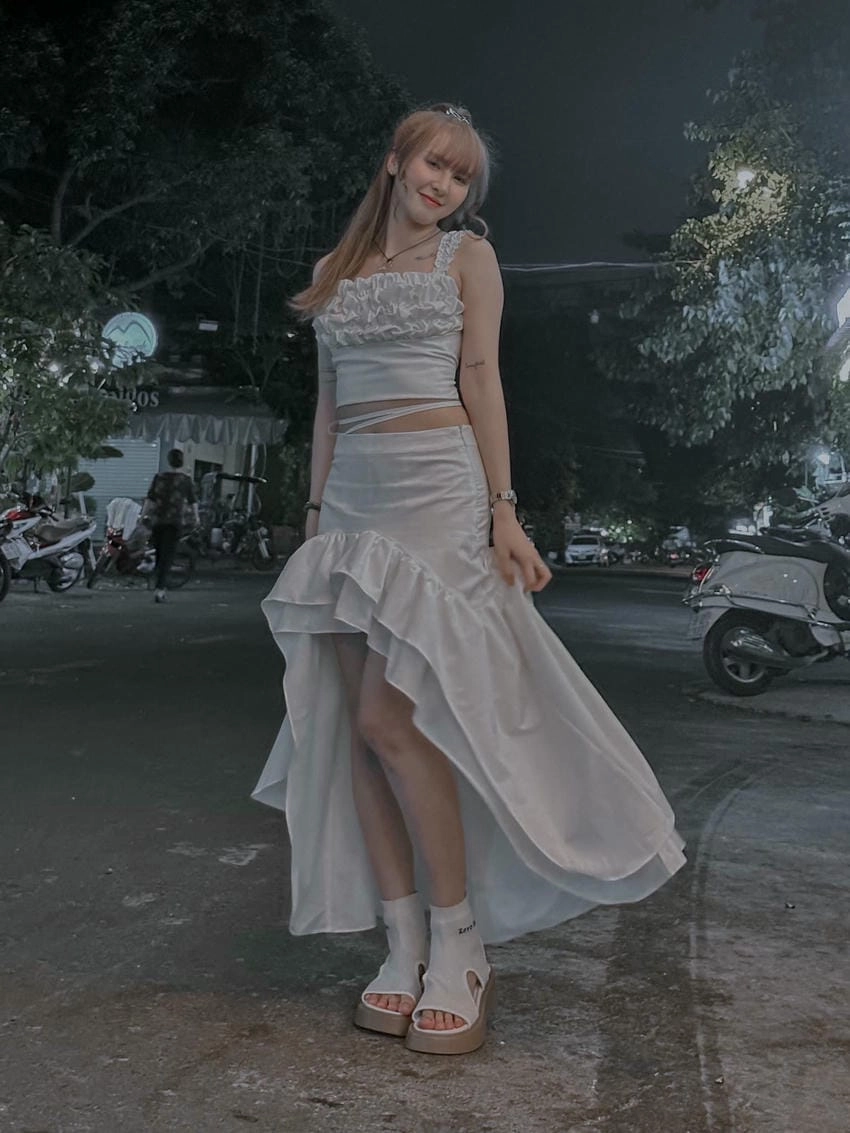 Ngân Sát Thủ sinh năm 1994 tại TP Hồ Chí Minh