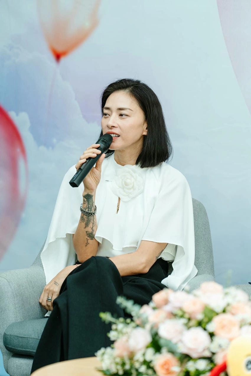 Chiều cao Ngô Thanh Vân 1m71 nổi bật trên màn ảnh