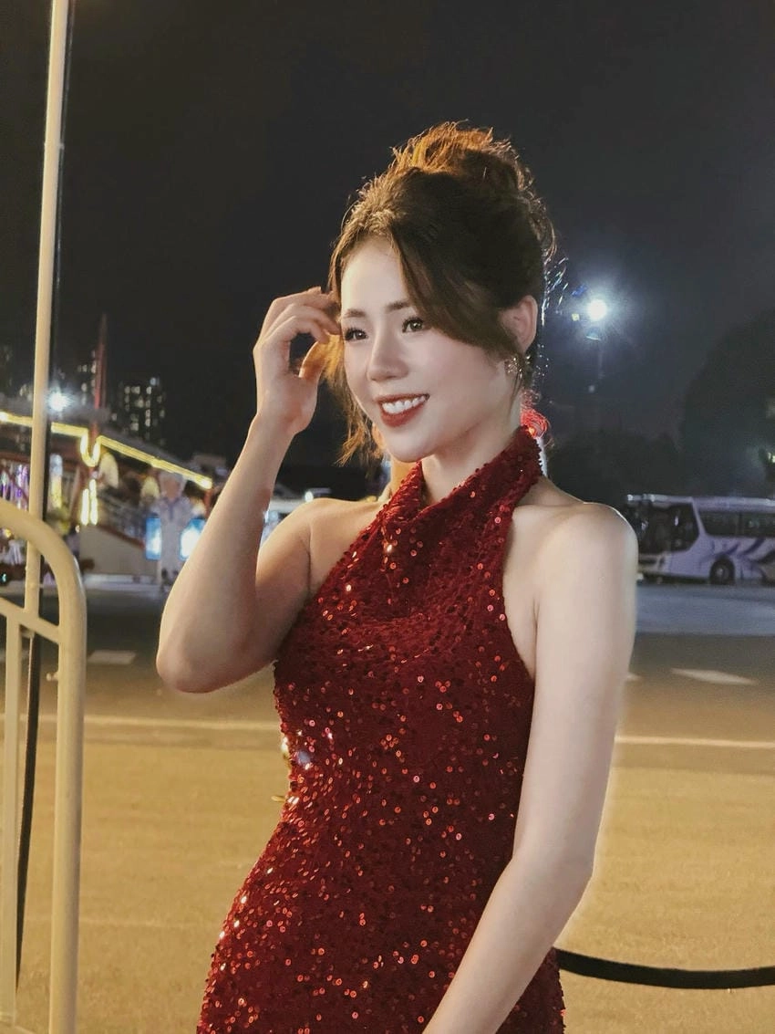 Nguyễn Hương Ly là ai, hiện tượng cover chinh phục khán giả