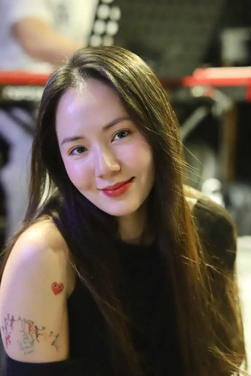 Phương Linh Xuân thì lyrics mang hơi thở mùa xuân tươi trẻ