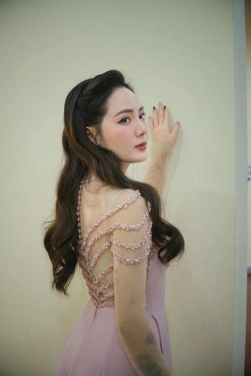 Phương Linh sinh năm bao nhiêu, sinh năm 1984
