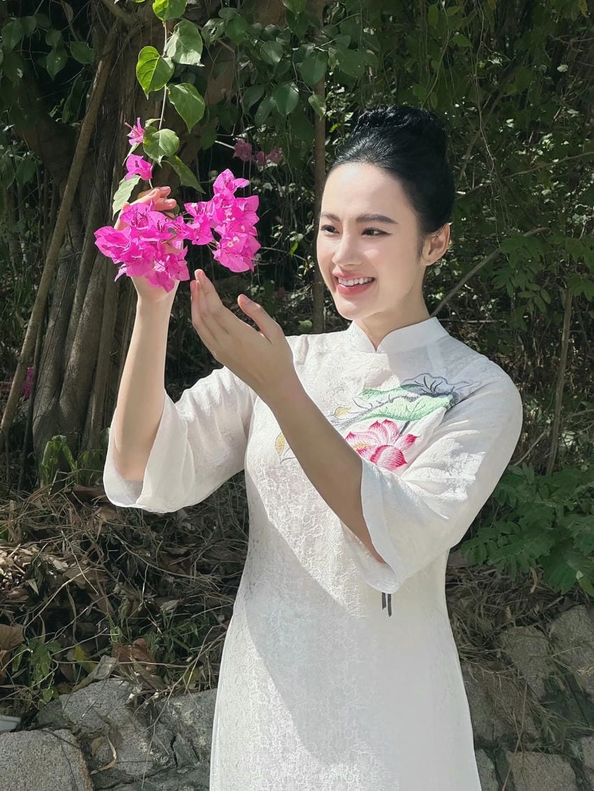 Angela Phương Trinh mới nhất, tái xuất với dự án điện ảnh
