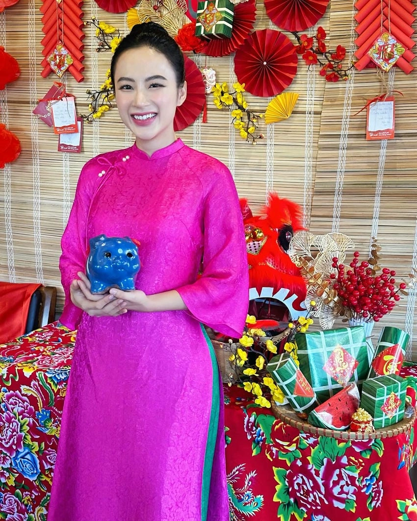 Angela Phương Trinh học vấn, bỏ học từ lớp 9