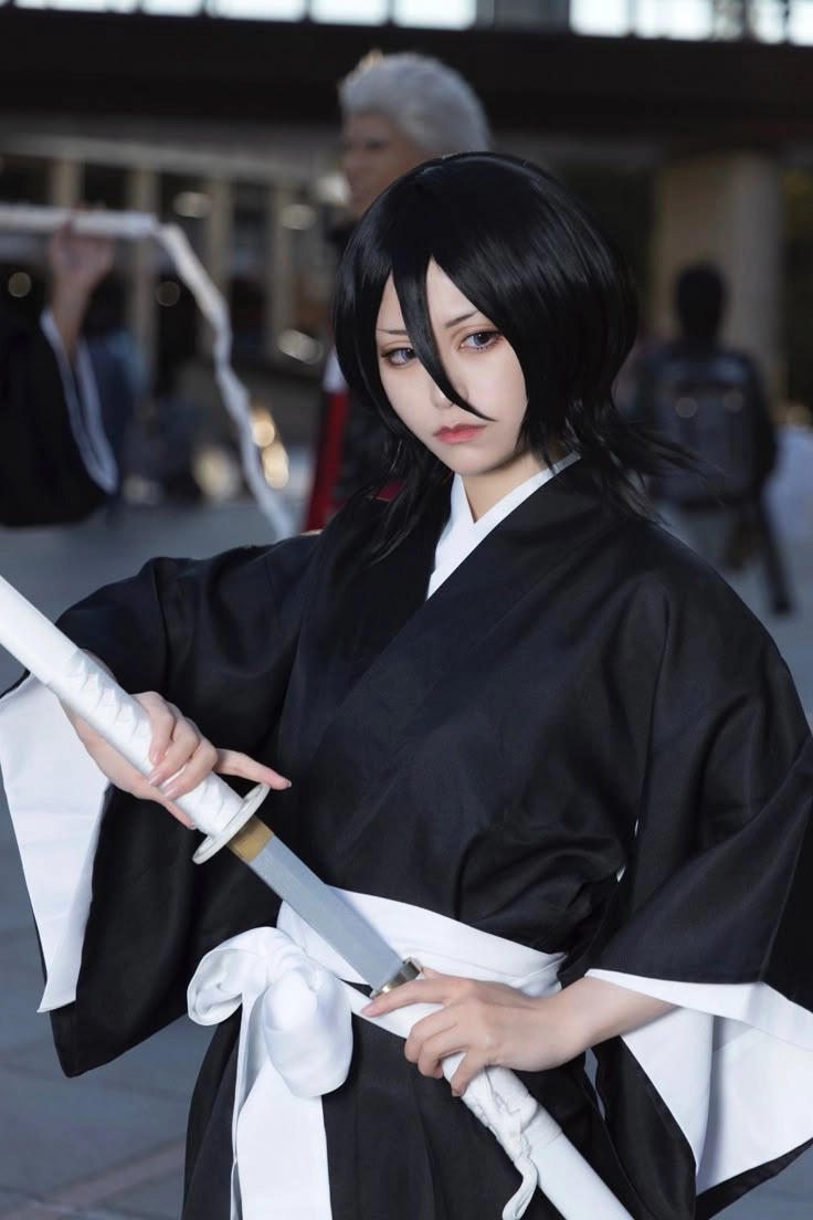 Cosplay Rukia hóa thân thành nữ chiến binh đầy cuốn hút