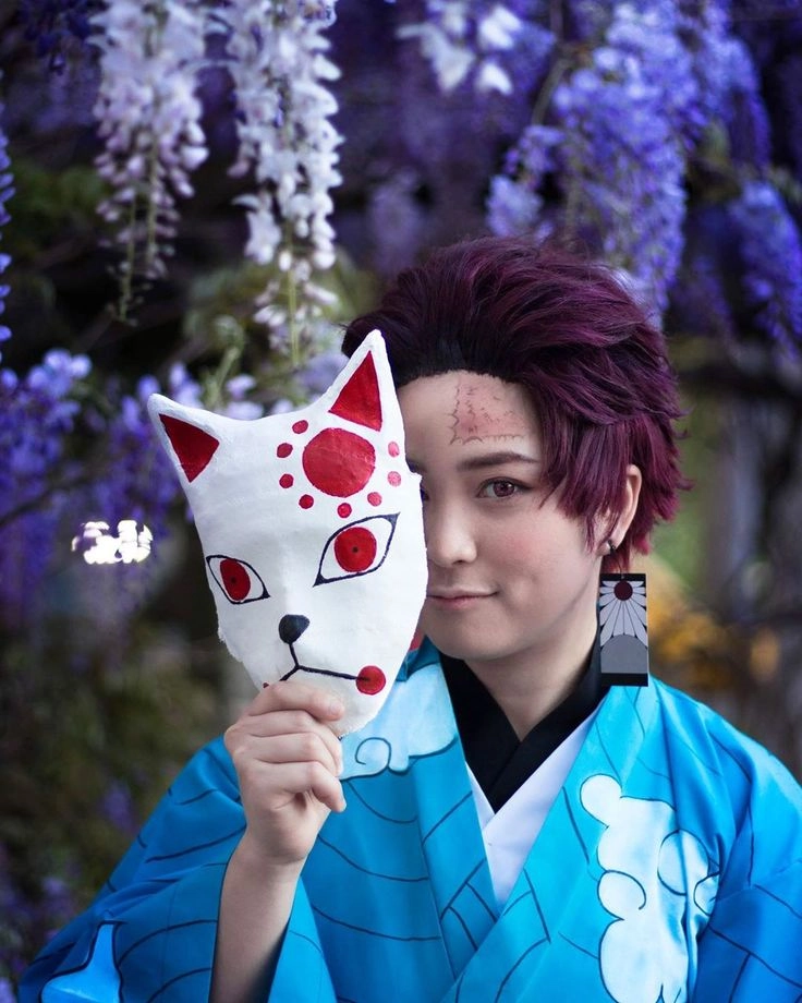Tanjiro cosplay tái hiện Tanjiro với chi tiết hoàn hảo