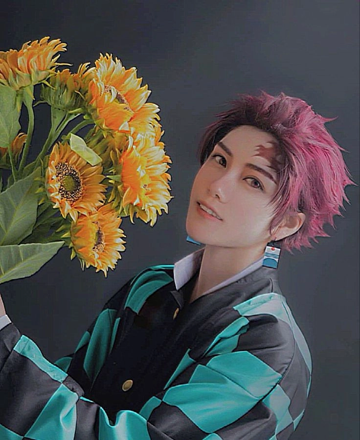 Cosplay Tanjiro Kamado Tanjiro với thần thái anh hùng