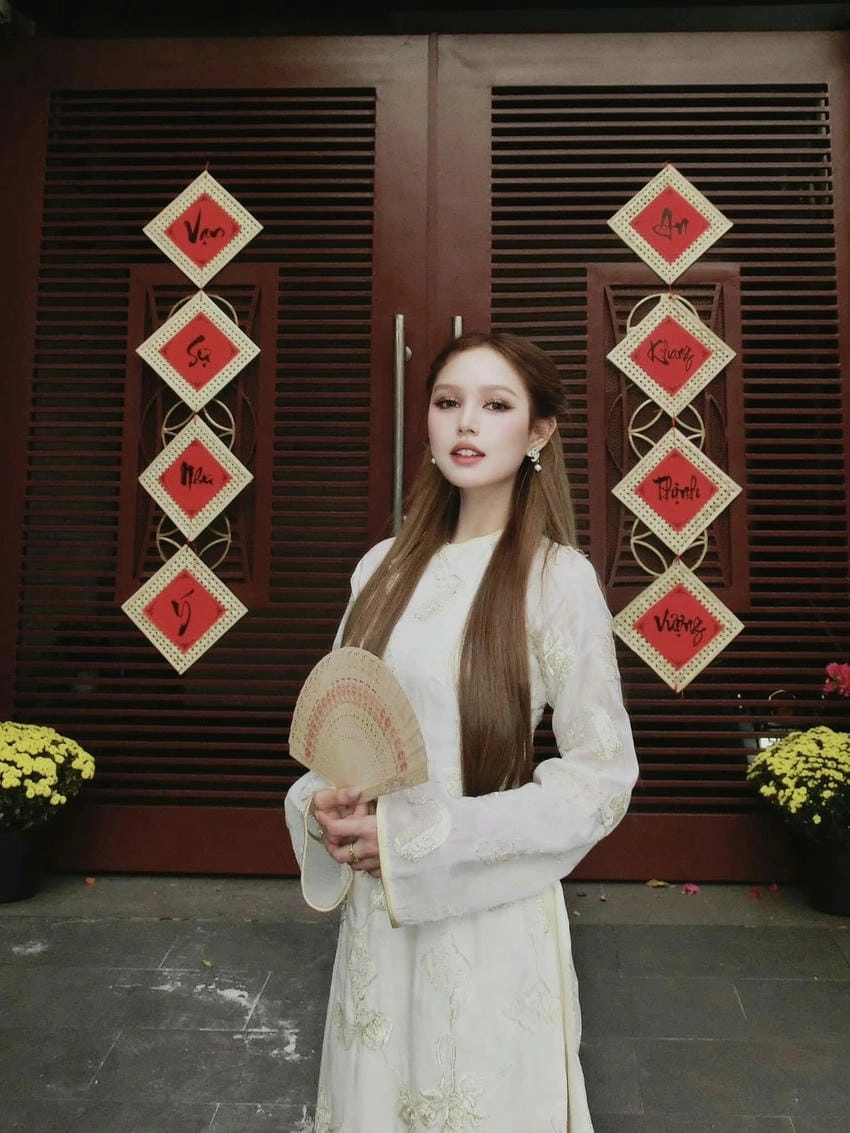 Xoài Non cao bao nhiêu, 1m60 thần thái