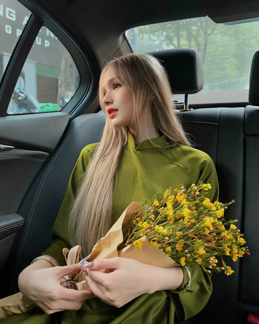 Xoài Non makeup gu sắc sảo lai Tây