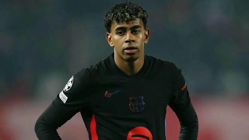 Những khoảnh khắc “bùng nổ” của Yamal trước các đội hàng đầu