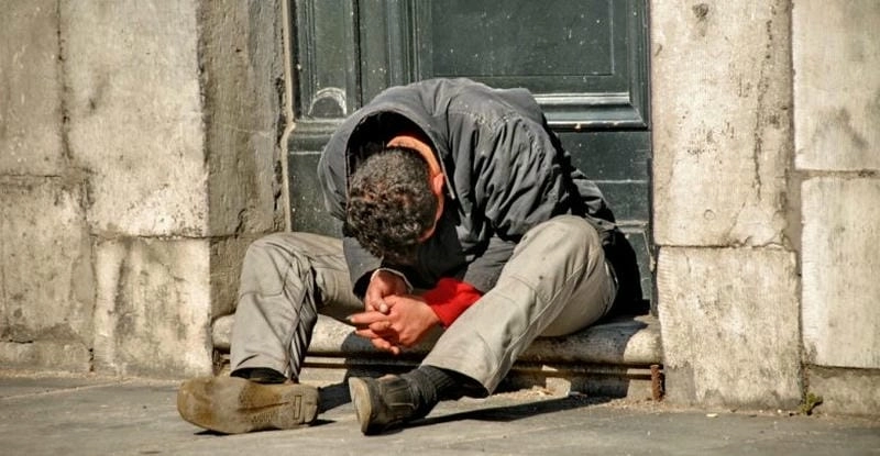 Tìm hiểu tướng số người gặp nhiều khó khăn trong cuộc sống có đặc điểm gì