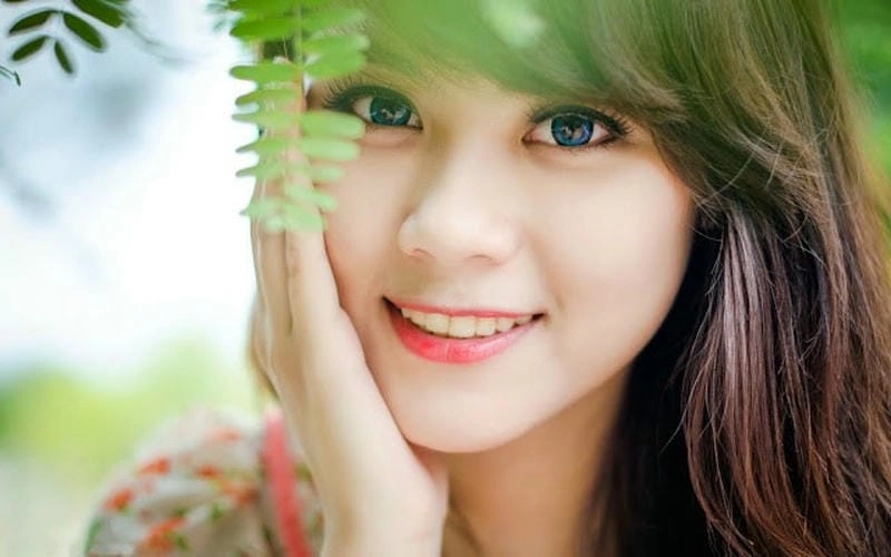 Giải mã đoán tính cách và vận mệnh qua khóe miệng