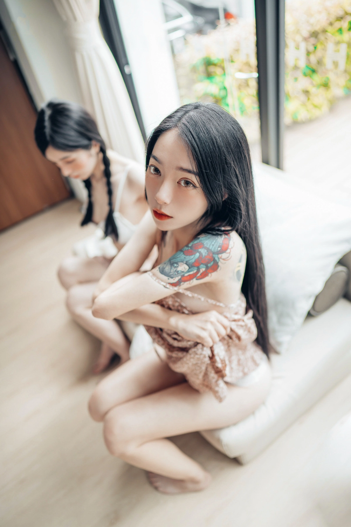 Flutter đồ lót ren hở bạo nóng bỏng chết người