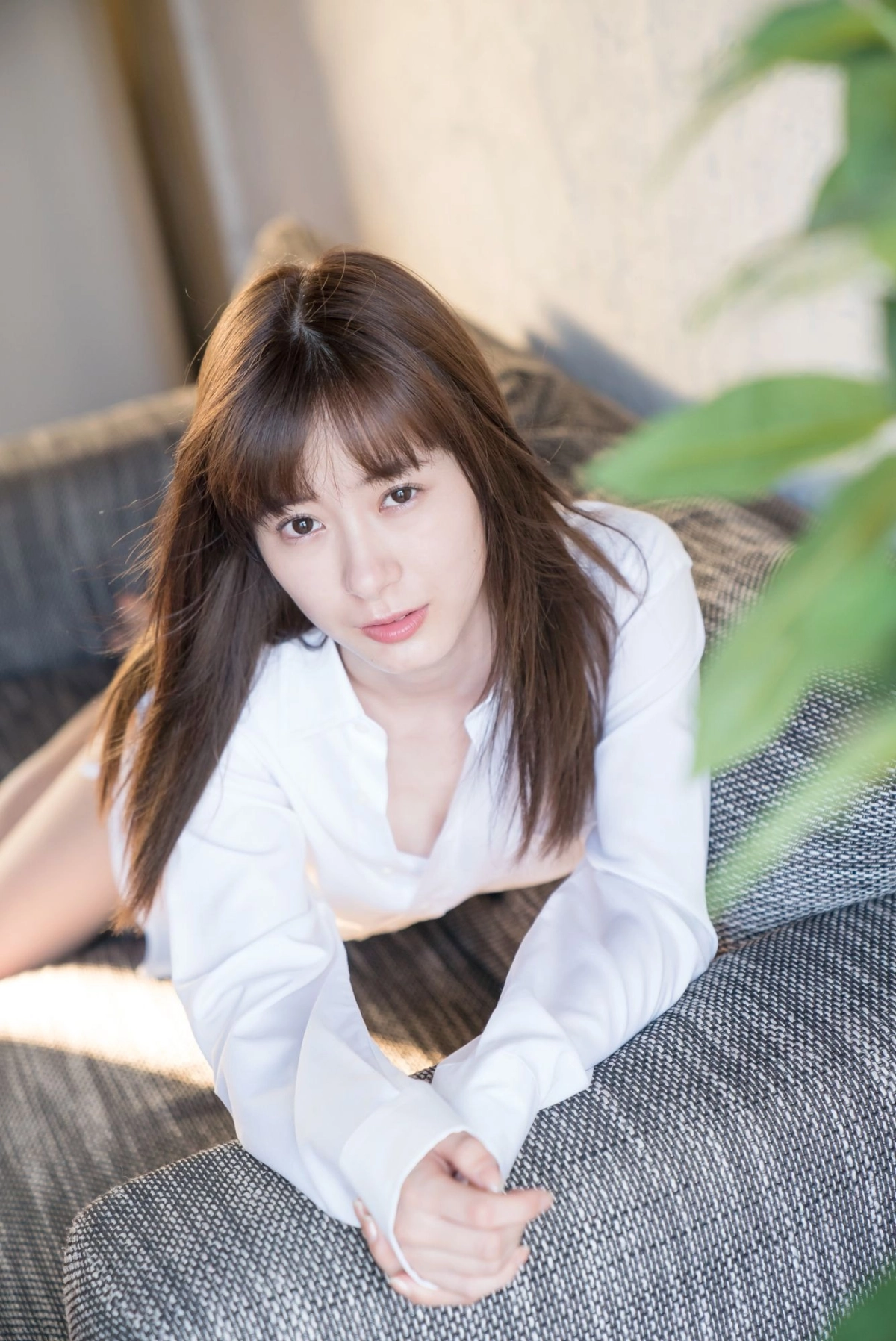 Ikuta Erina nổi bật với đường cong mê đắm