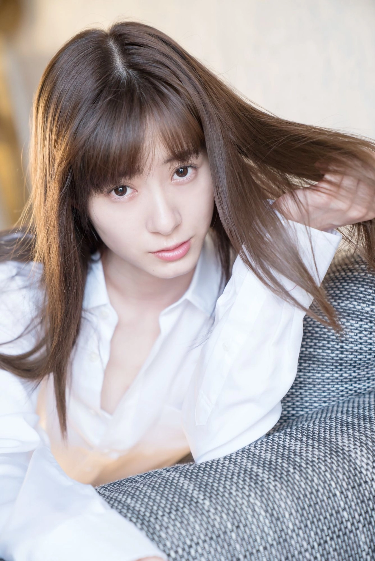 Ikuta Erina mang khí chất gợi cảm khó rời mắt