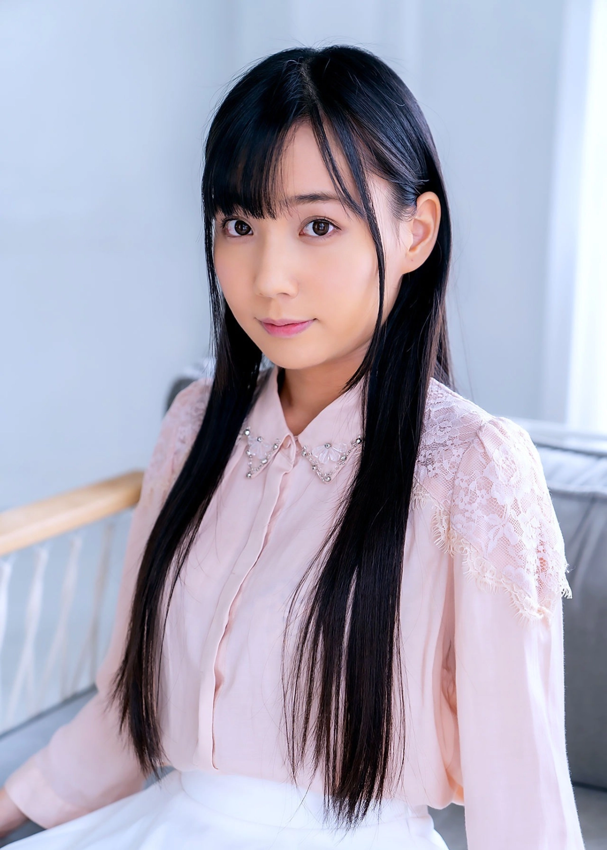 Mayoi Arisaka cuốn hút trong từng khung hình sexy