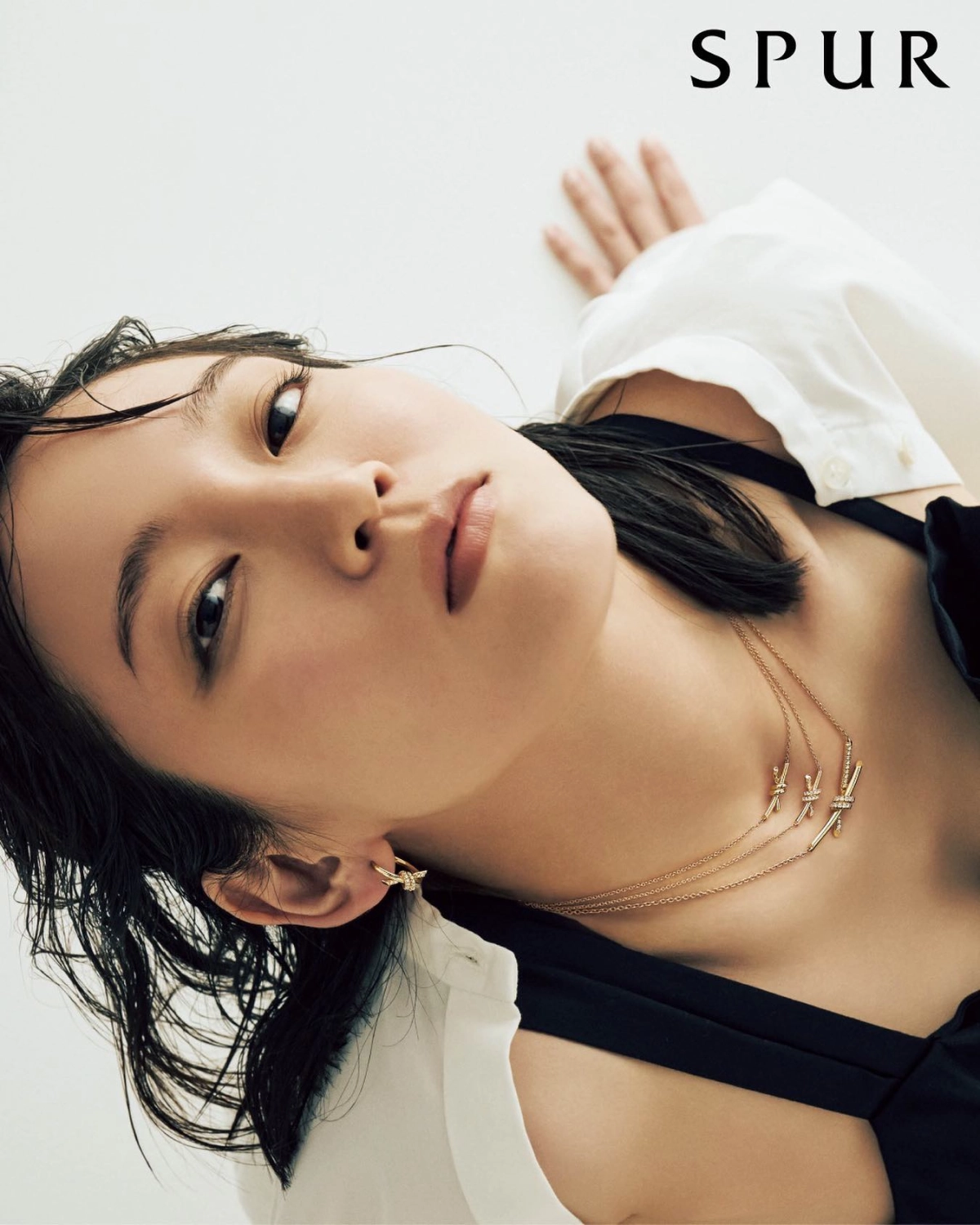 Yoshioka Rifan bikini hở bạo quyến rũ nóng bỏng ngất ngây