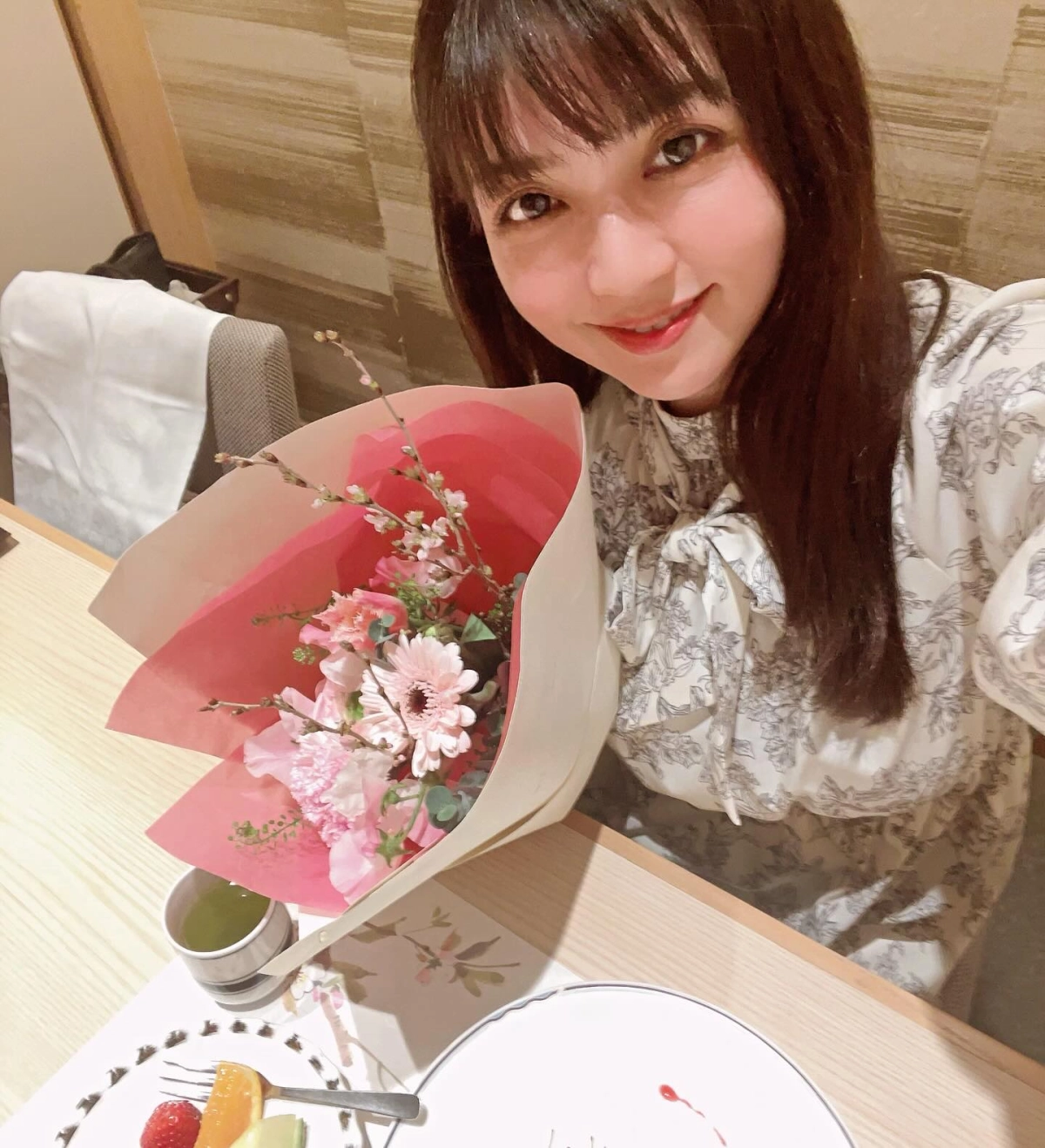 Đường cong mềm mại đầy mê hoặc